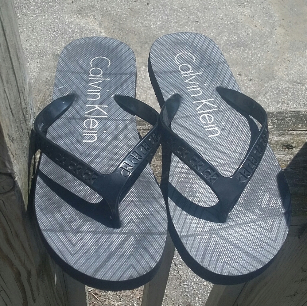 4/20 Calvin Klein  sandals
